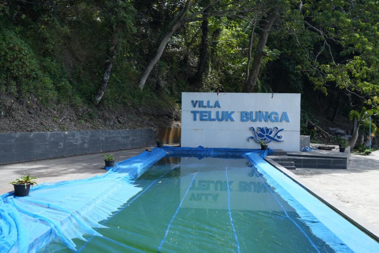 Tiara Bunga Hotel & Villa Balige Luaran gambar