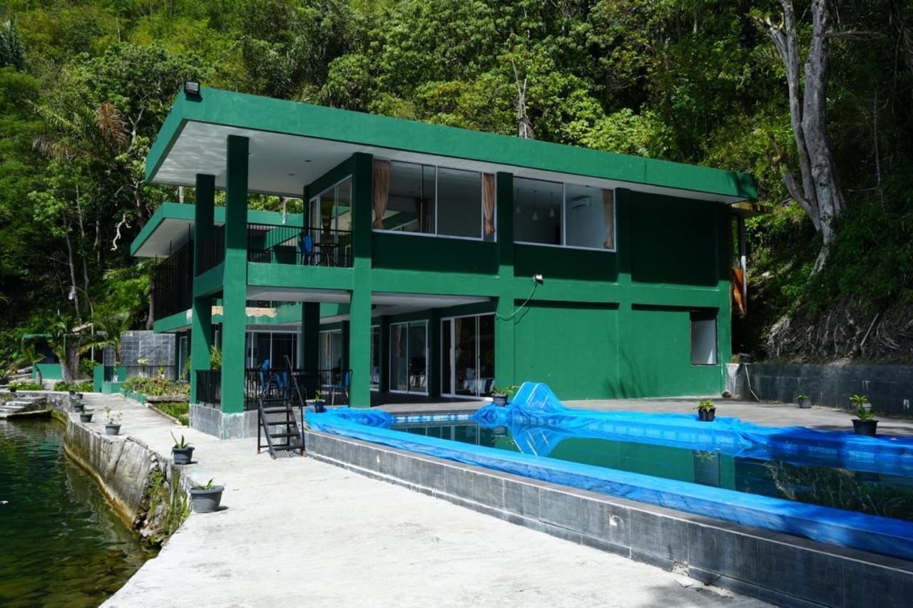 Tiara Bunga Hotel & Villa Balige Luaran gambar