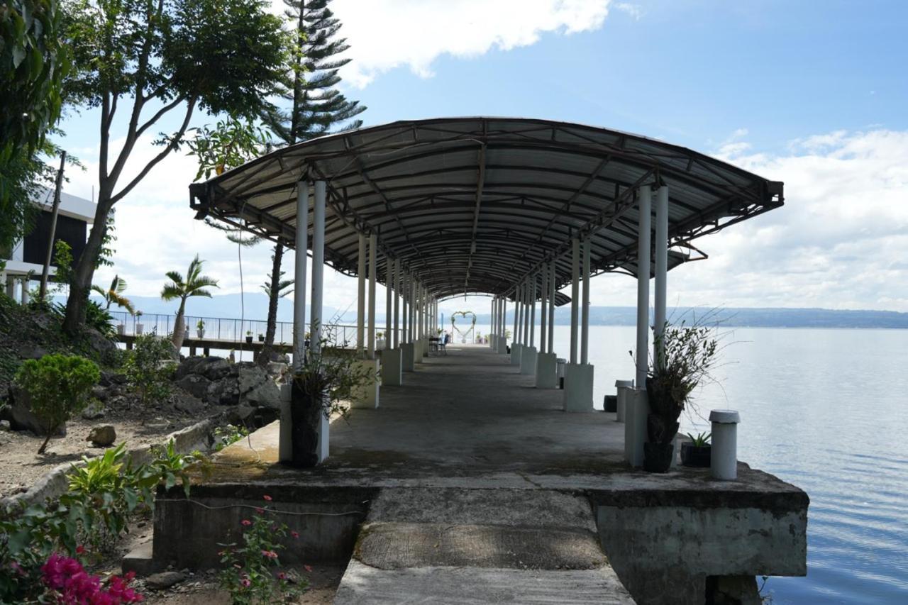 Tiara Bunga Hotel & Villa Balige Luaran gambar
