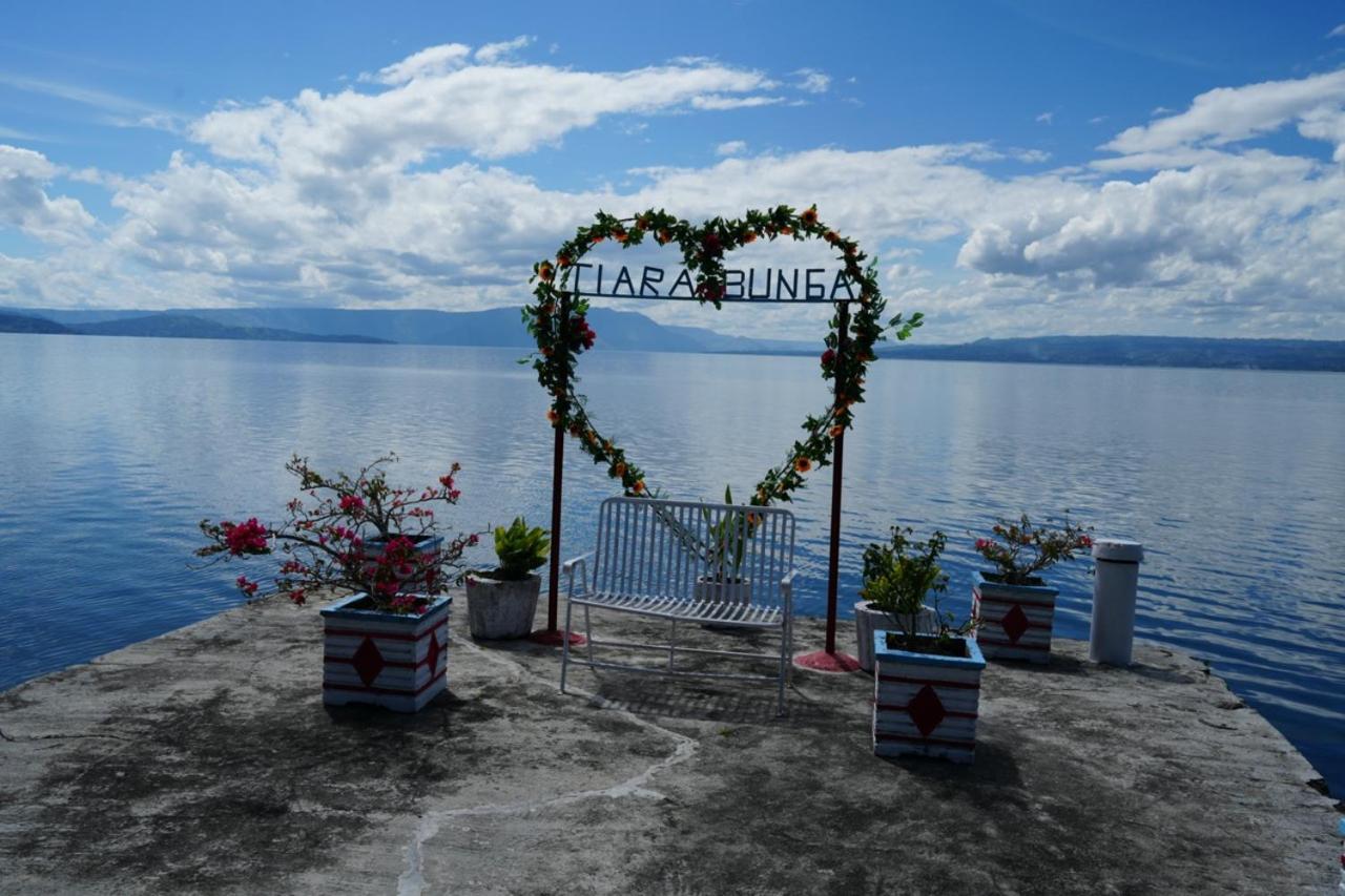 Tiara Bunga Hotel & Villa Balige Luaran gambar