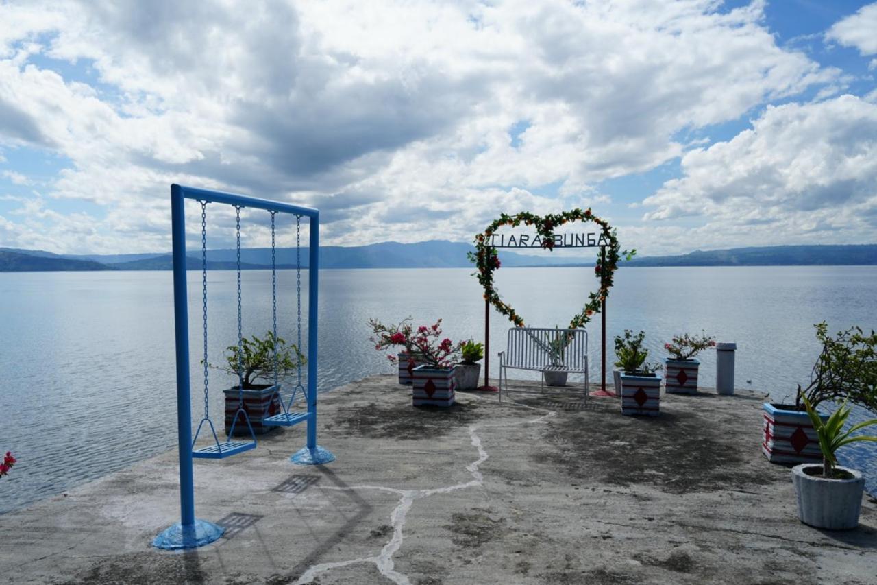 Tiara Bunga Hotel & Villa Balige Luaran gambar