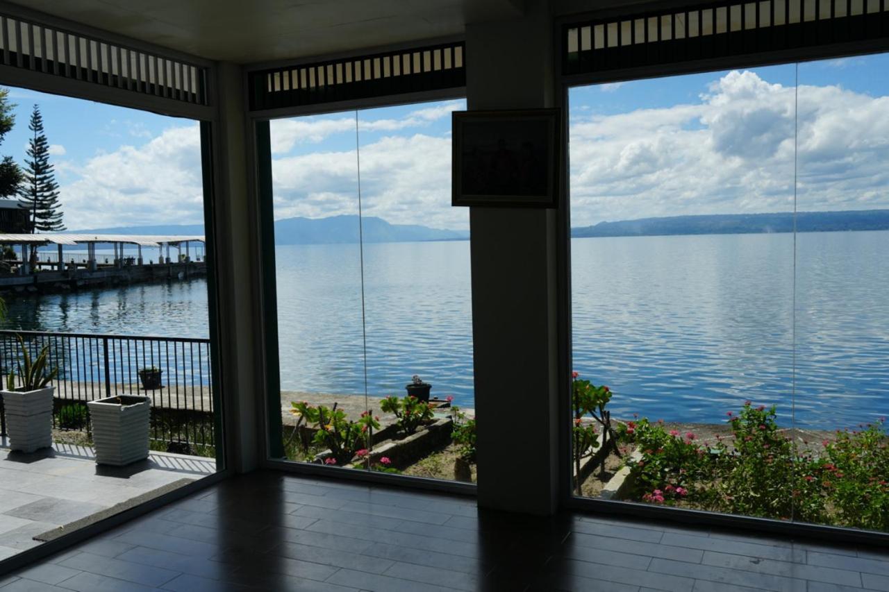 Tiara Bunga Hotel & Villa Balige Luaran gambar