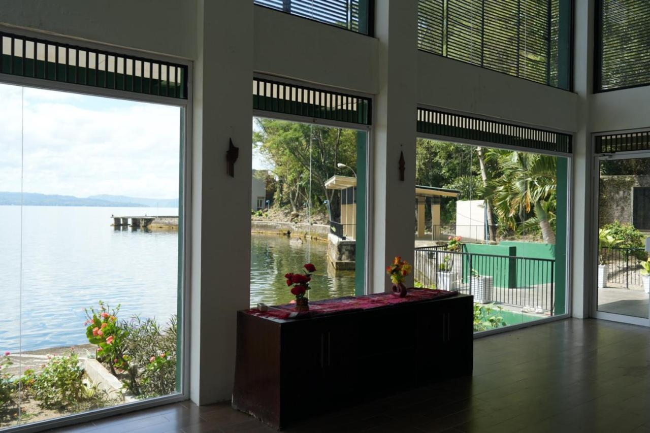 Tiara Bunga Hotel & Villa Balige Luaran gambar