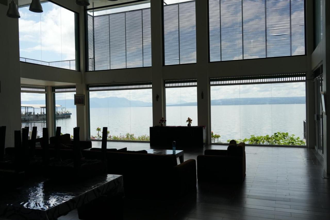 Tiara Bunga Hotel & Villa Balige Luaran gambar