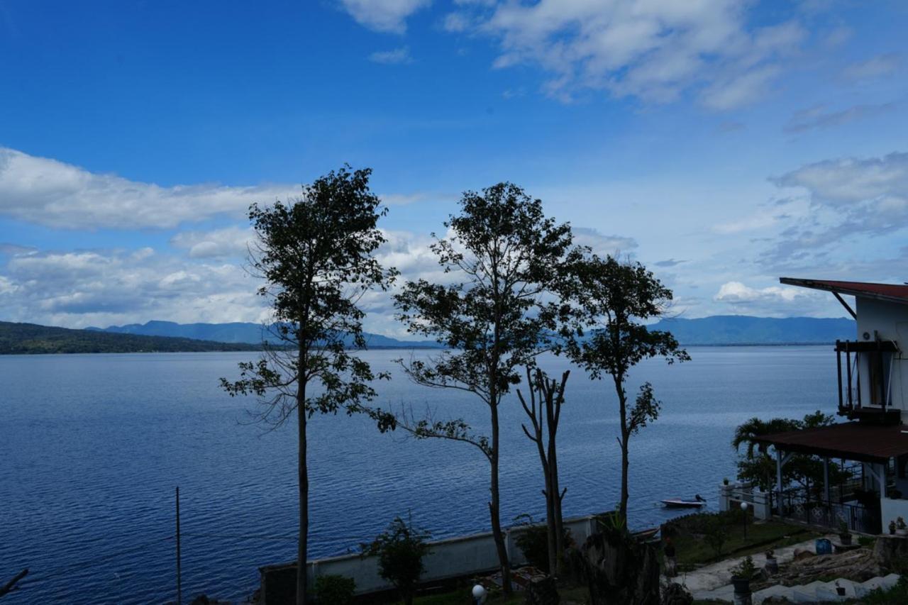 Tiara Bunga Hotel & Villa Balige Luaran gambar
